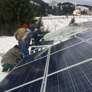Montaj structura fotovoltaica la sol - altitudine 1400 m